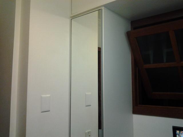 Em Residencial Riviera *